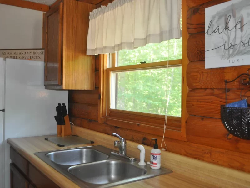 log cabin 8 kitchen